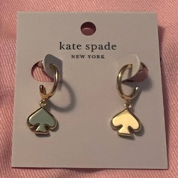 Kate Spade gold spade earrings - Picture 5 of 7